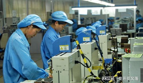 深圳女工口述史 工廠男工數(shù)量有限,因此成了香餑餑